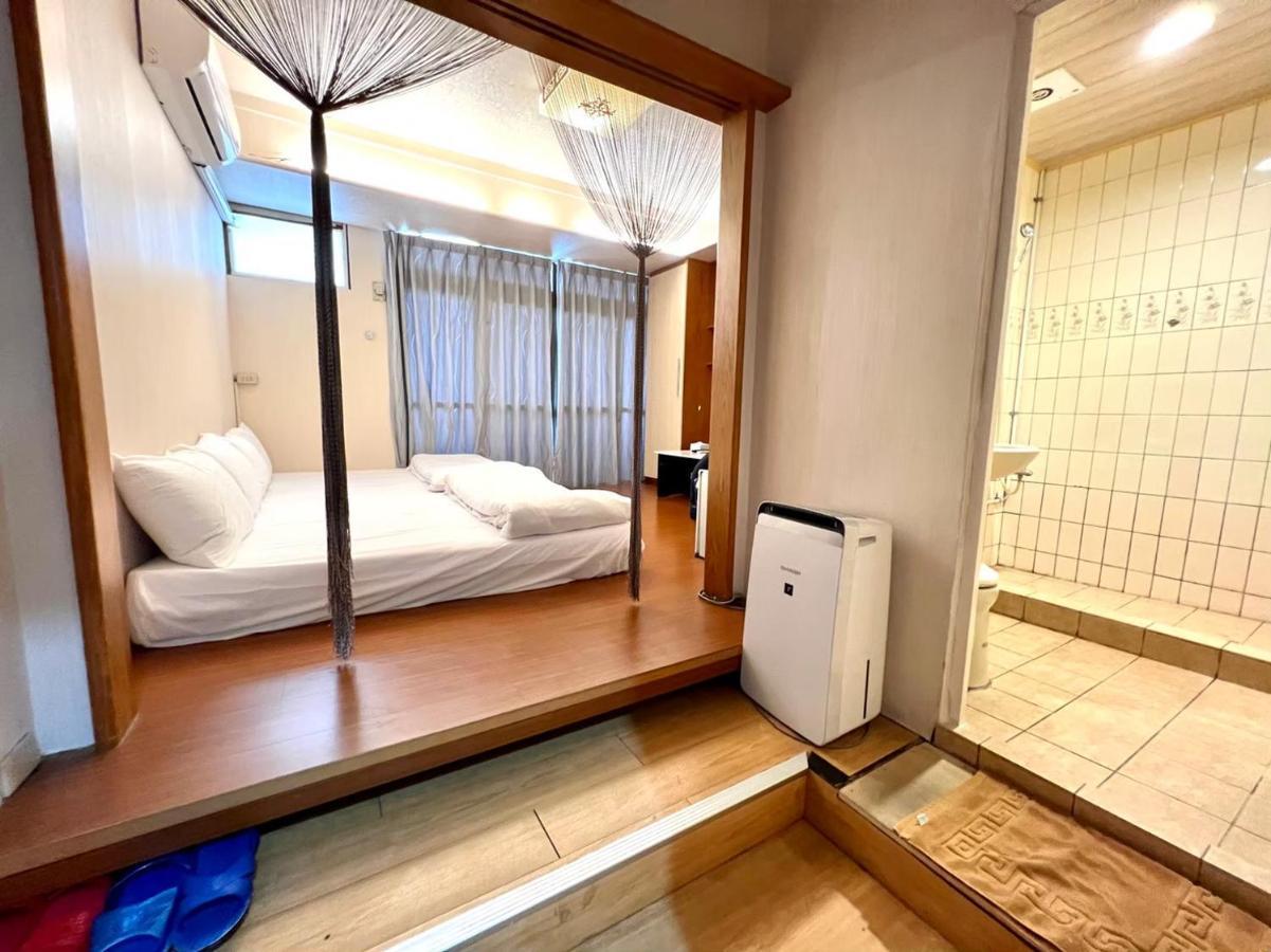 台中市Fengjia Pig'S Houseアパートメント エクステリア 写真